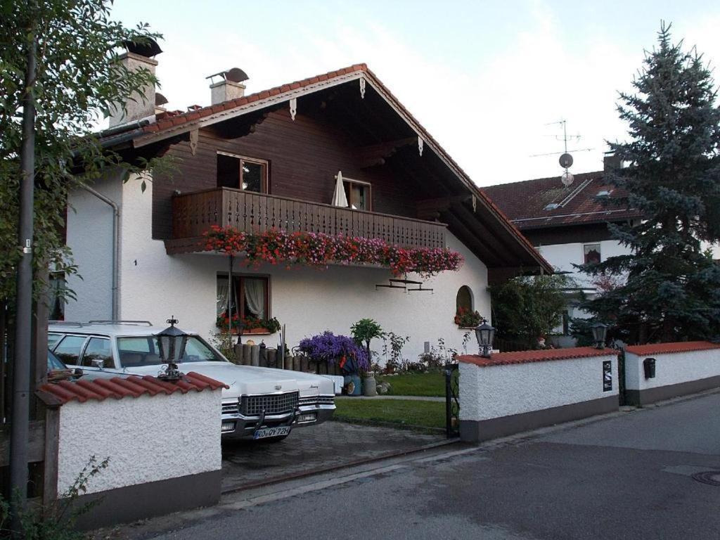 Karl-Stieler-Str. One Room In A 2 Room Appartment ; Lot Space 布鲁克米尔 外观 照片