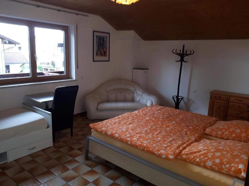 Karl-Stieler-Str. One Room In A 2 Room Appartment ; Lot Space 布鲁克米尔 外观 照片